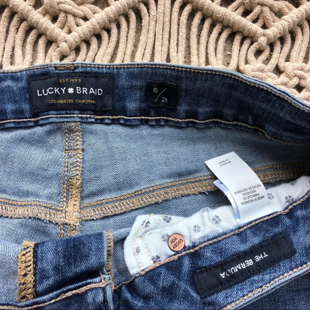 Lucky Brand Jean Shorts Size 6 / 28 - The Bermuda